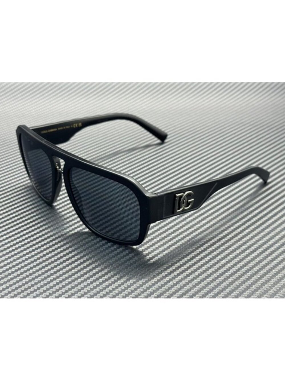 New Dolce & Gabbana Men  Matte Black Sunglasses  58- 16- 140